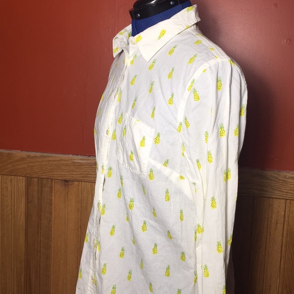 Funky Pineapple print button down shirt size M - Picture 7 of 8